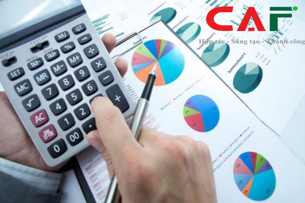 Cách hạch toán chi phí lương thưởng lễ